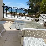 Ionion Beachfront Vilă *