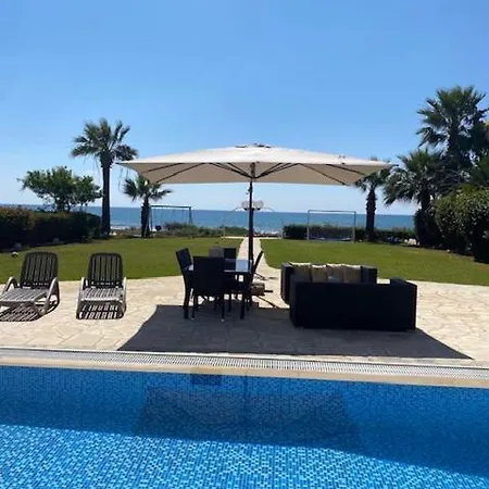 Villa Ionion Beachfront Ayia Napa