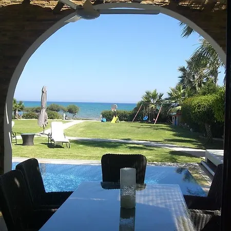 Ionion Beachfront איה נאפה