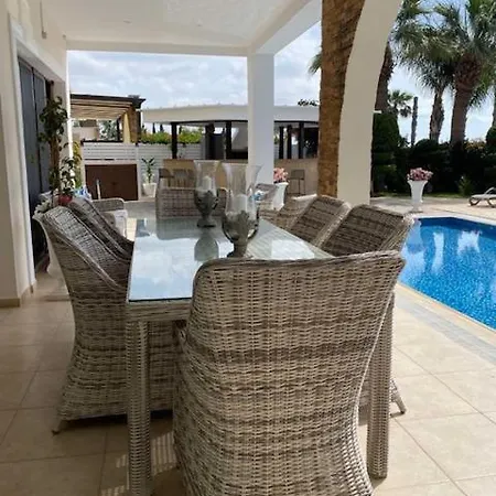 Ionion Beachfront * Aya Napa