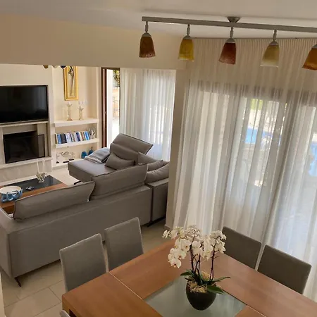 Ionion Beachfront * Aya Napa