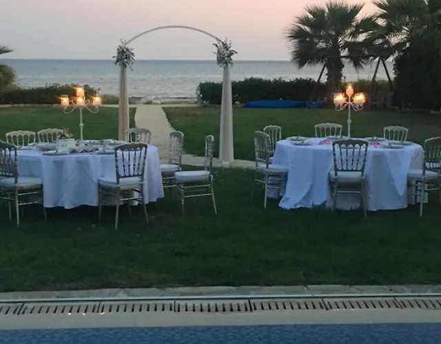 Vilă Ionion Beachfront *