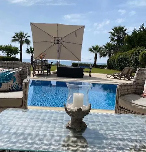 Ionion Beachfront Villa *